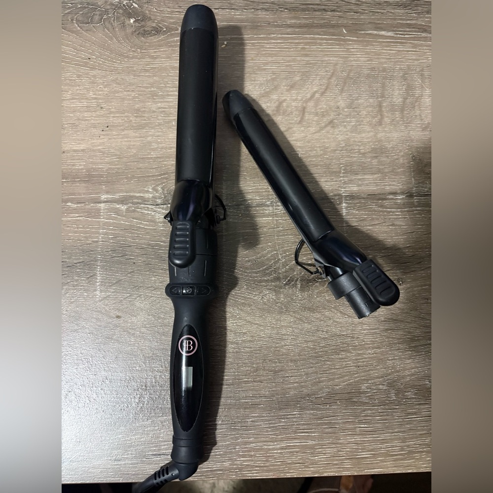 Bombay Hair Dual Barrel Interchangeable Curling Iron